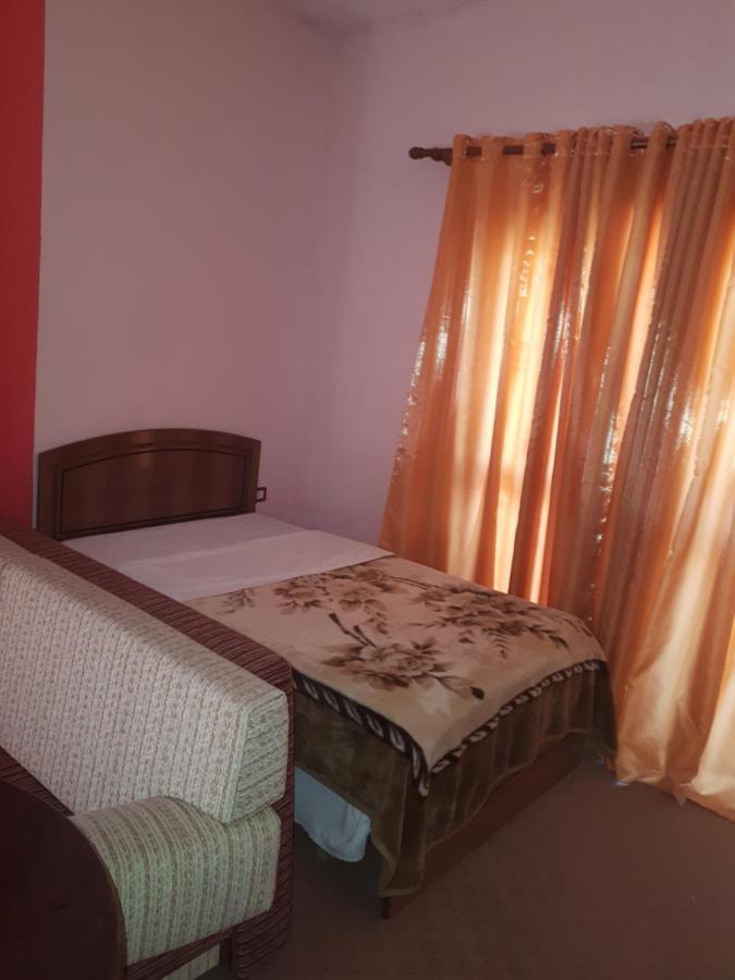 Hotel Meteor Shkoder Exterior photo